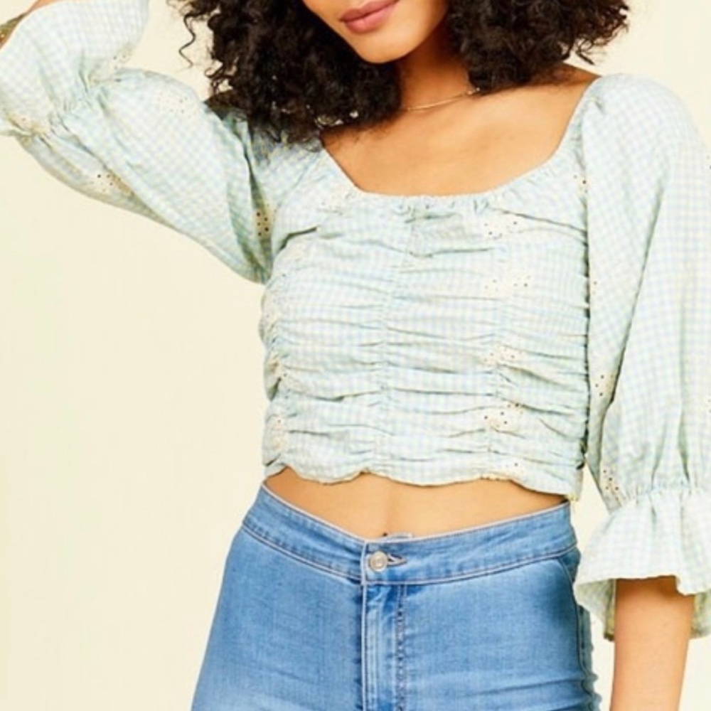 Puff sleeve green gingam top.